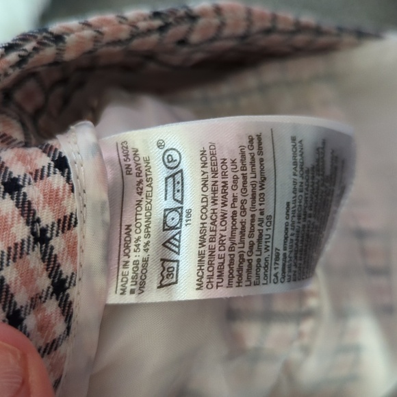 Size 10 Banana Republic Women's Black Pink White Capri Pants - Picture 6 of 6